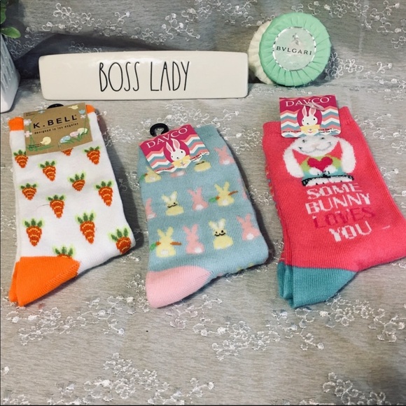 Women Lot of 3 socks featuring Easter moti… - Picture 2 of 5